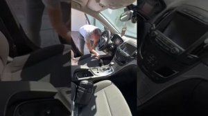 Как правильно почистить шелковый ковёр чтобы его не испортить ￼