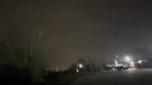 Хорошо быть гусеницей
Жрёшь-жрёшь-жрёшь...
Укутываешься.
Спишь-спишь-спишь...
Просыпаешься-красавчик