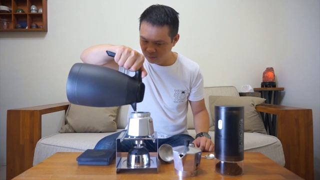 『開箱』TIMEMORE泰摩栗子GO  │  充電式便攜電磨，第一次用這種電磨，還挺不錯的欸！！