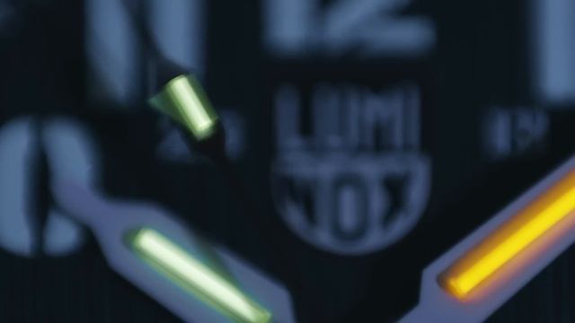 How Luminox Watches CONSTANTLY Glow for Up To 25 Years - Luminox Light Technology (LLT)