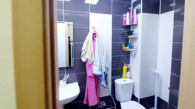 Qurtuluşda 2 otaq 75 m² əşyalı mənzil satılır.70.000azn.ətraflı məlumat üçün☎️051-368-77-68 Rza