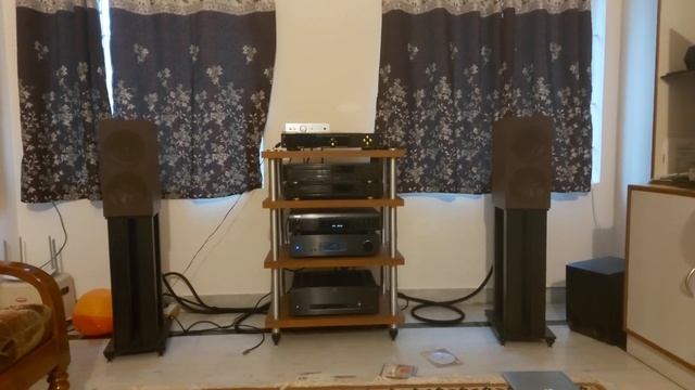 KEF R3 Demo | Cambridge Audio Azur 851W/E | Dard Ke Phool  | Jagjit Singh | Javed Akhtar | Silsilay