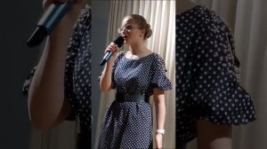 Доброту глухой услышать может