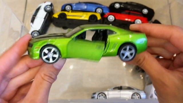 Box Full of Cars: A lot of Toy Cars for Kids / Мультик Обзор Игрушечных Машин / Машинки в Коробке