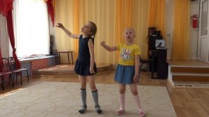 Песня "На стене тесовая избушка"