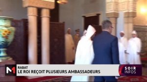 Посол Азербайджана вручил верительные грамоты королю Марокко