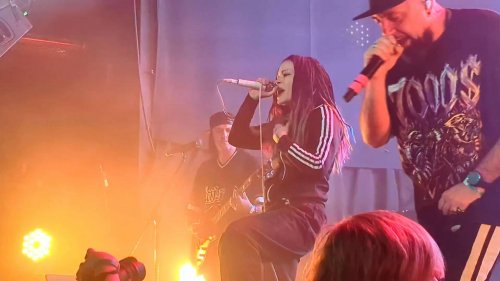 Slot фотосуретінен жалаңаш Нуки