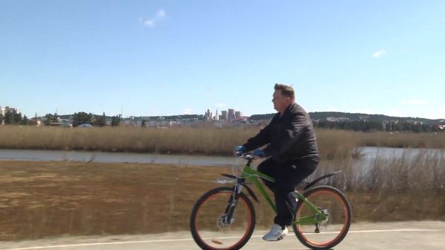 "Я за велоформат!" и команда Ханты-Мансийского НПФ во главе с Алексеем Охлопковым
