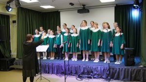 Юрий Воронов "Сотый день" читает Алиева Дарья. Поёт хор "Мелодия"