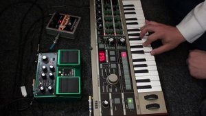 Boss SL-20 Slicer Twin Pedal demo review with Korg Microkorg synth and EHX #1 Echo Delay Pedal