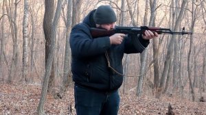 АКМ стрельба.