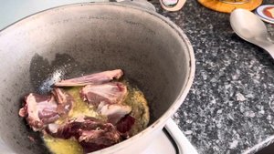 Дикий заяц в казане с картошкой!!! Очень вкусно 🤤 через 2,5 часа, всё готово!!!