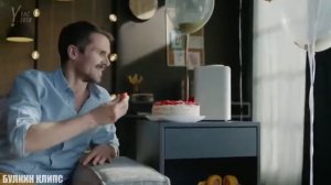 БУЛКИН ИЗОБРАЖАЕТ ЯНДЕКС АЛИСУ НА ПРОТЯЖЕНИИ 1 МИНУТЫ 37 СЕКУНД. нарезал булкина