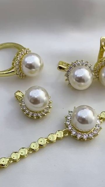 дубайское_золото_ком...erries смотреть онлайн