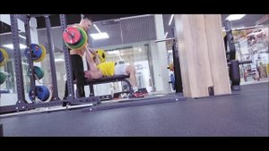 Жим лёжа 100 кг на 10 раз при весе 75 кг (средняя силовая тренировка, объёмная) 12 дней до турнира!