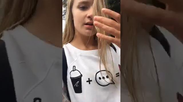 Лиза,Даша,Полина гуляют