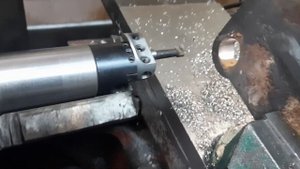 расточка овального отверстия в пластине на токарном станке