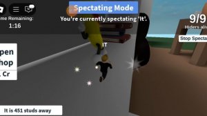 Играю в роблокс прятки!