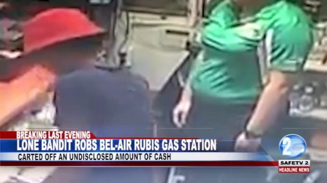 LONE BANDIT ROBS BEL AIR RUBIS GAS STATION смотреть онлайн