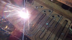 Режу заготовки, толщина 10 мм на ЧПУ плазме под станки для холодной ковки.