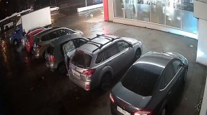 крађа на паркингу супермаркета Москва, Лескова улица 24.10.2018.