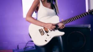 Lari Basilio - Skyline (feat. Anika Nilles)