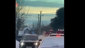 Бензовоз с топливом загорелся рядом с частным домом в Новосибирске #новости #новостисегодня