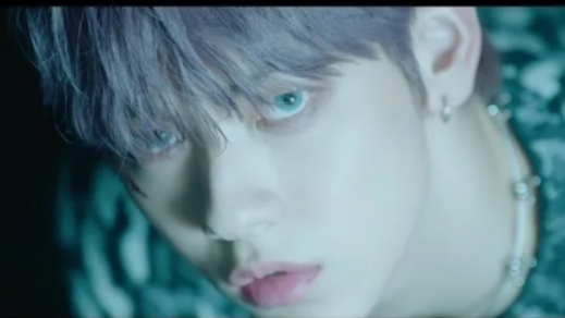 TXT "동물원을 빠저나온 퓨마" MV