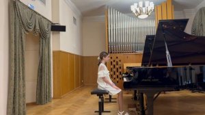 И.С. Бах Ария из Французской сюиты c-moll 
И.С.Бах 2-гол.Инвенция B-dur