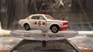 Nissan skyline H-T 2000 GT-R racing 1:64