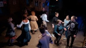 Два притопа, три прихлопа: шапеллуаз