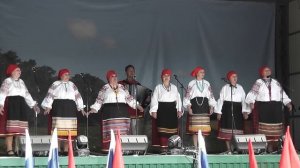 "Во горенке во новой ..."