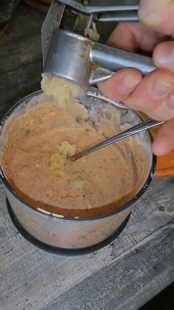 Кабачок в сливочно-сырном соусе 😋 #рек #рекомендации #кабачки #кабачокрецепт #кабачкиссыром#закуска смотреть онлайн