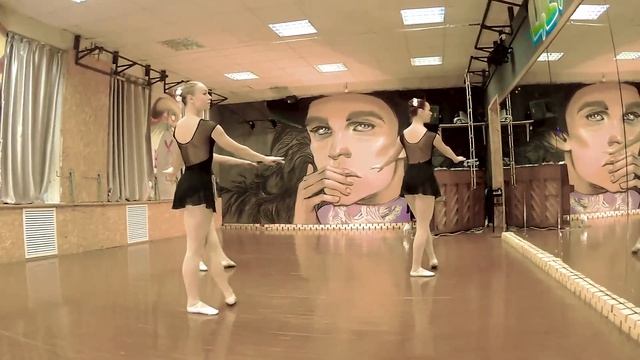 Adagio, tendu, jete | Экзерсис на середине | Классика смотреть онлайн