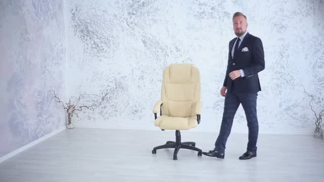 Обзор офисного кресла «Бергамо» Bergamo 0+ смотреть онлайн