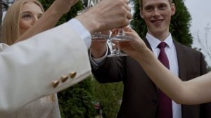 Фильм про ярких и счастливых Мишу и Арину