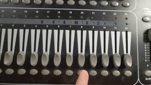 Настройка светового пульта Eurolite SceneSetter 12-24 // Инструкции