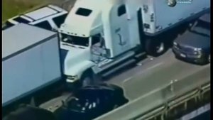 Погоня полиции за фурой