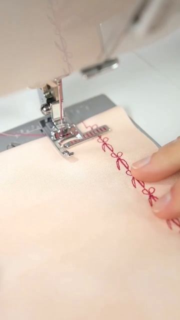 ШВЕЙНЫЕ ХИТРОСТИ 😉 Лапка с линейкой Aurora AU-154 #шитье #швейныехитрости #sewing #шью