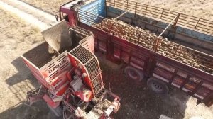 Свеклоуборочный комбайн однорядный