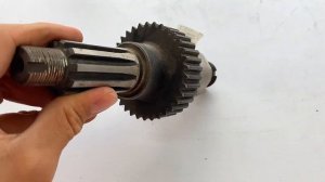 Вал привода РК переднего моста УАЗ 3162 (косозубый)