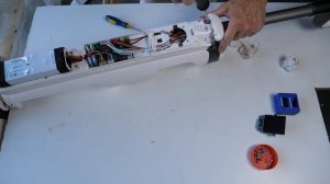 TINECO iFloor3 STOPS AFTER 5 SECONDS  - DISASSEMBLY TEAR DOWN - WATER LEAK - VACCUM MOTOR BLOCKED