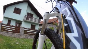 SR Suntour XCM-HLO, 100mm Travel with Lockout