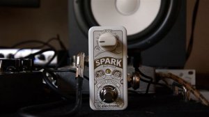 TC Electronic - Spark Mini Booster review - Just Play