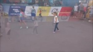 Настя танцует