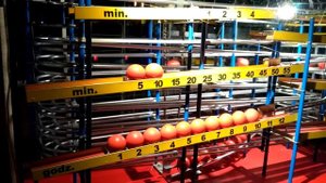 Необычные часы в Щецине/Kulkowy zegar w Szczecinie/Rolling ball clock in Szczecin