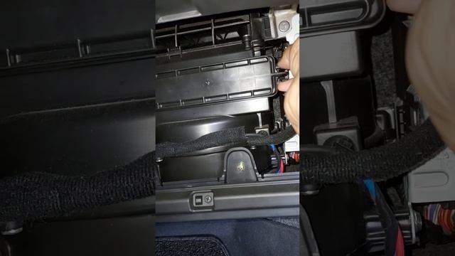 TROCA DO FILTRO DE AR CONDICIONADO DO HYUNDAI CRETA, DICA VALIOSA!