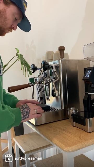 Lelit Mara X and Eureka Specialita Mignon coffee workflow смотреть онлайн