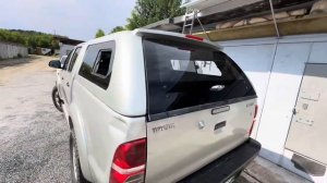 Кунг на Тойота Хайлюкс для перевозки собак аж с тремя форточками: передней и боковыми! Челябинск-ЕК