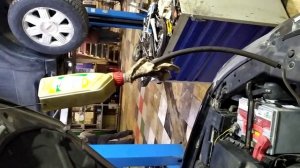 Замена трубки кондиционера,закачка фриона!